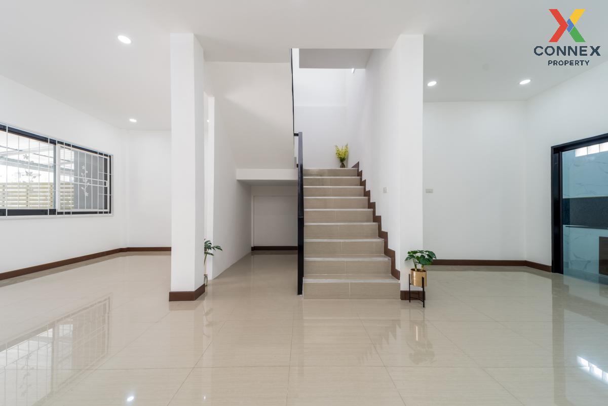 picture For Sale House , Baan Subthanee 5 Rangsit-Klong 9 , Lam Phak Kut , Thanyaburi , Pathum Thani , CX-103849 ✅ Live chat with us ADD LINE @connexproperty ✅  - 2/12