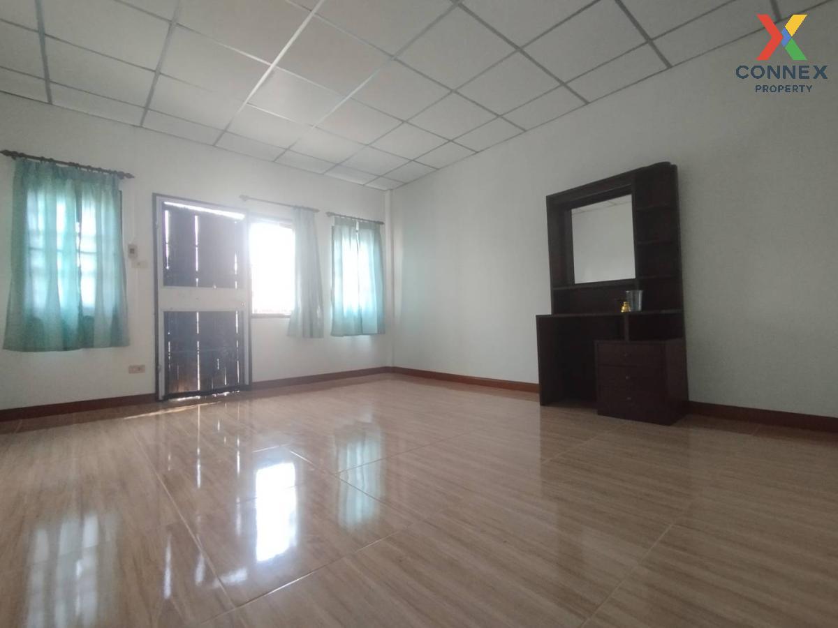 รูป ขายทาวน์เฮ้าส์/ทาวน์โฮม  ทวีทอง 3 บางบ่อ รีโนเวทใหม่ บางเพรียง บางบ่อ สมุทรปราการ CX-116448 ✅ ทักไลน์ @connexproperty ตอบทันที ทีมงานมืออาชีพ ✅  - รูปที่ 4/8