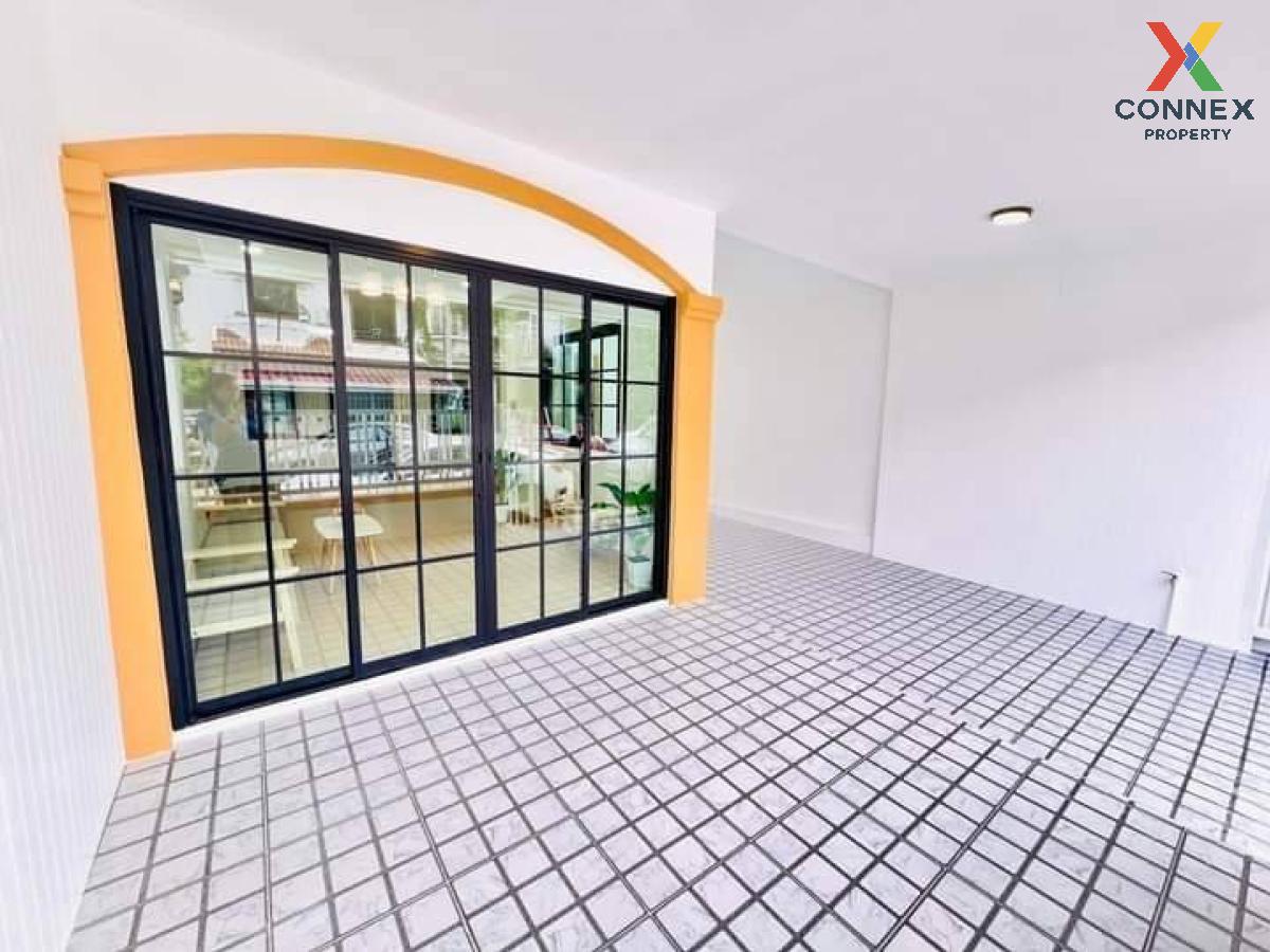 picture For Sale Townhouse/Townhome , Baan Monrada 2 , newly renovated , Bang Bua Thong , Bang Bua Thong , Nonthaburi , CX-110137 ✅ Live chat with us ADD LINE @connexproperty ✅ - 8/12