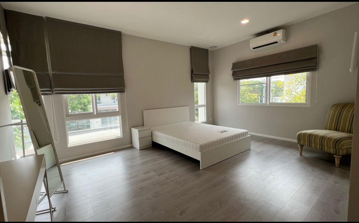 picture 4beds5bath Available now! 222sqm 2stories / 3parking. Line id: @pfagent - 9/17