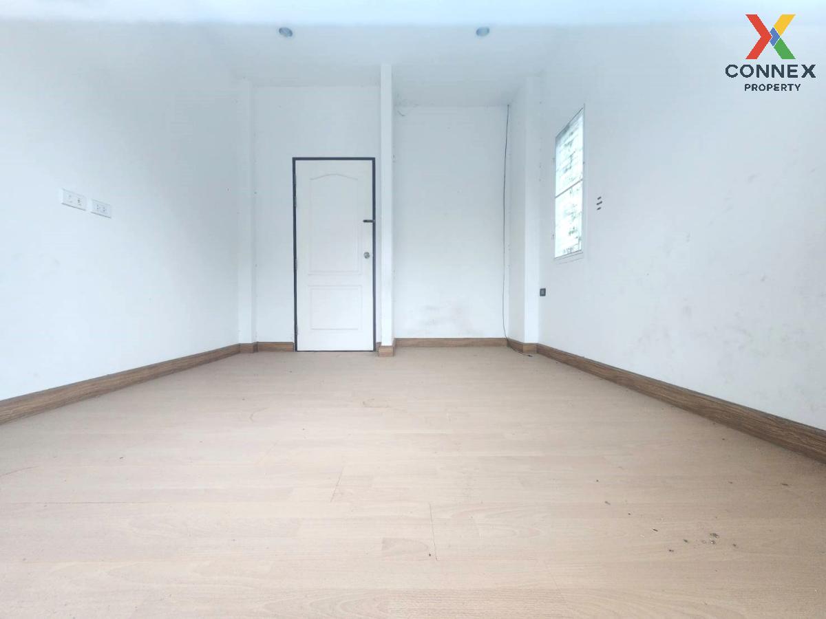 รูป ขายบ้าน  บ้านกุลธนา มาบโป่ง พานทอง ชลบุรี CX-104361 ✅ ทักไลน์ @connexproperty ตอบทันที ทีมงานมืออาชีพ ✅  - รูปที่ 4/12