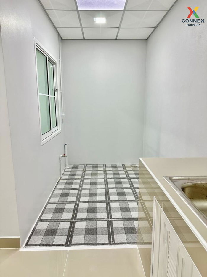 picture For Sale Townhouse/Townhome  , Baan Bua Thong 2 , Bang Rak Phatthana , Bang Bua Thong , Nonthaburi , CX-102637 ✅ Live chat with us ADD LINE @connexproperty ✅  - 4/12