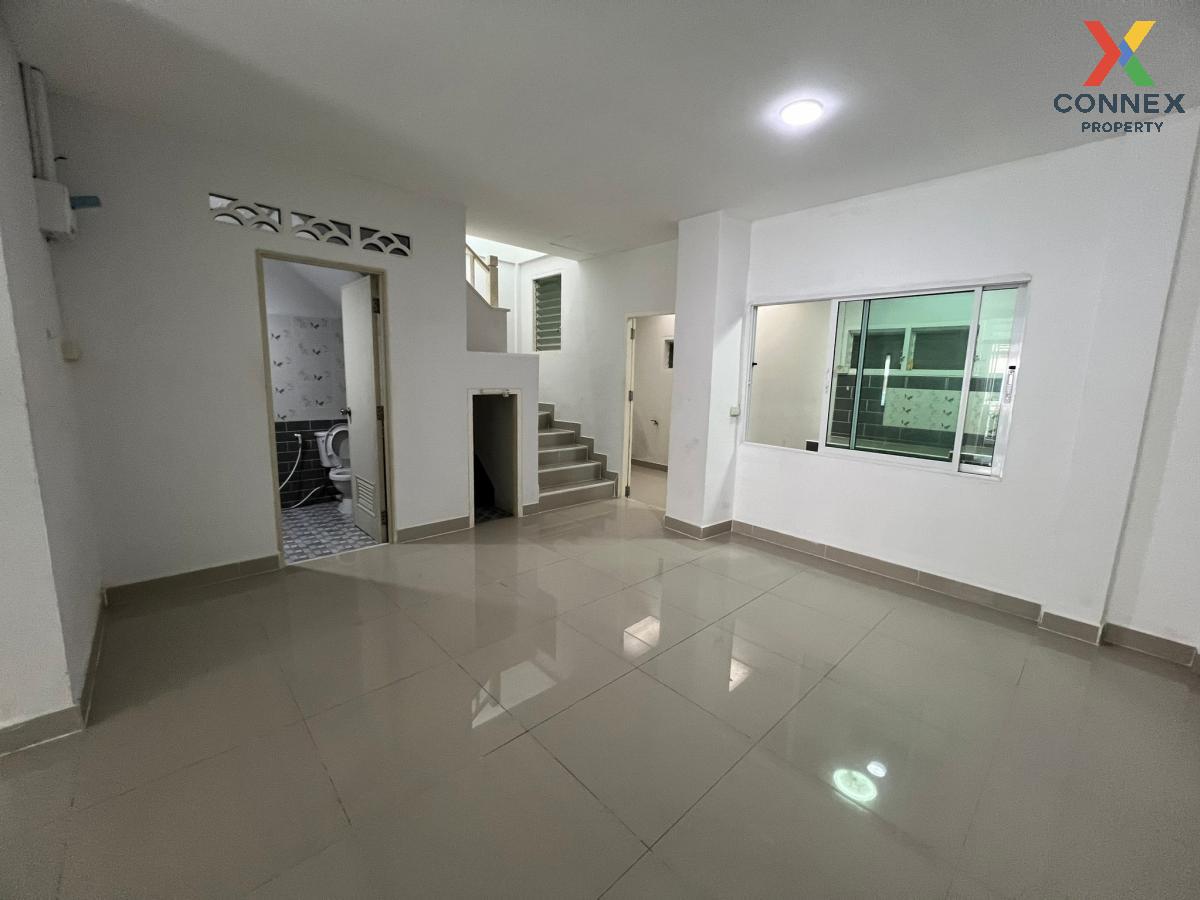 picture For Sale Townhouse/Townhome  , Baan Wararak Rangsit-Klong Sam , Khlong Sam , khlong Luang , Pathum Thani , CX-103556 ✅ Live chat with us ADD LINE @connexproperty ✅  - 5/10