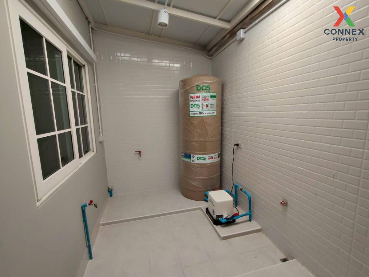 picture For Sale Townhouse/Townhome  , Golden Town 3 Bangna-Suanluang , wide frontage , Dok Mai , Prawet , Bangkok , CX-121697 ✅ Live chat with us ADD LINE @connexproperty ✅  - 8/12