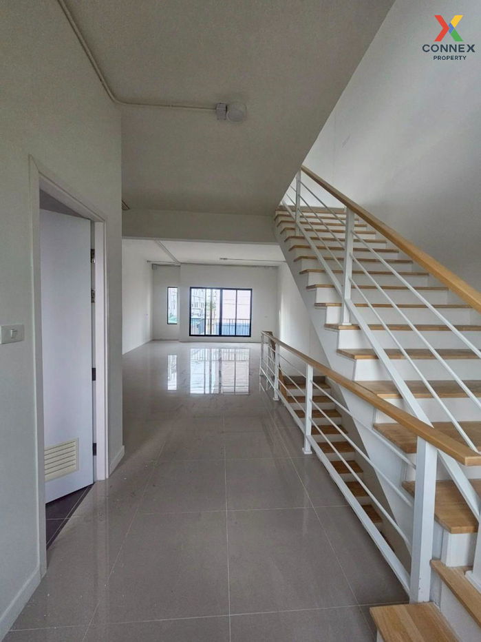 picture For Rent Commercial Building , The Connect Bridgetown Bangkok - Pathum Thani , Bang Duea , Mueang Pathum Thani , Pathum Thani , CX-130990 ✅ Live chat with us ADD LINE @connexproperty ✅  - 3/9