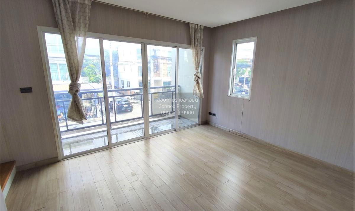 รูป ขายทาวน์เฮ้าส์/ทาวน์โฮม  ดีลักซ์ ทาวน์ เลียบทางด่วน-รามอินทรา ท่าแร้ง เขต บางเขน กรุงเทพ CX-84042 ✅ ทักไลน์ @connexproperty ตอบทันที ทีมงานมืออาชีพ ✅  - รูปที่ 5/7