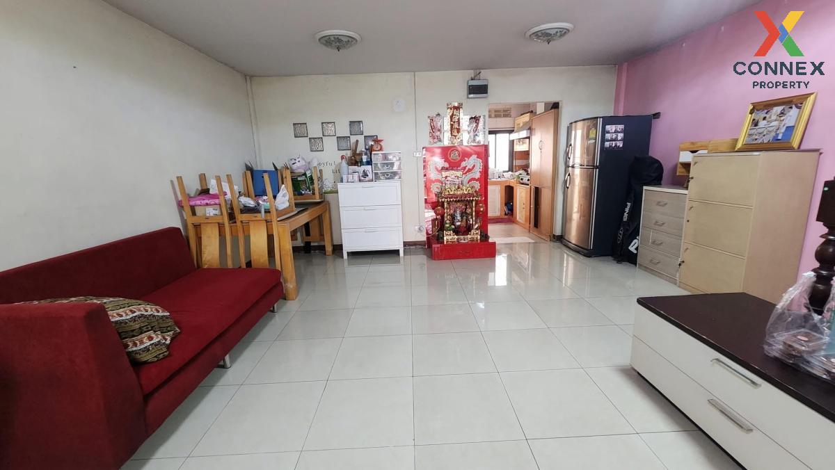 รูป ขายทาวน์เฮ้าส์/ทาวน์โฮม บ้านกานดา พระราม 2 กม.23 หน้ากว้าง นาดี เมืองสมุทรสาคร สมุทรสาคร CX-131564 ✅ ทักไลน์ @connexproperty ตอบทันที ทีมงานมืออาชีพ ✅ - รูปที่ 4/12