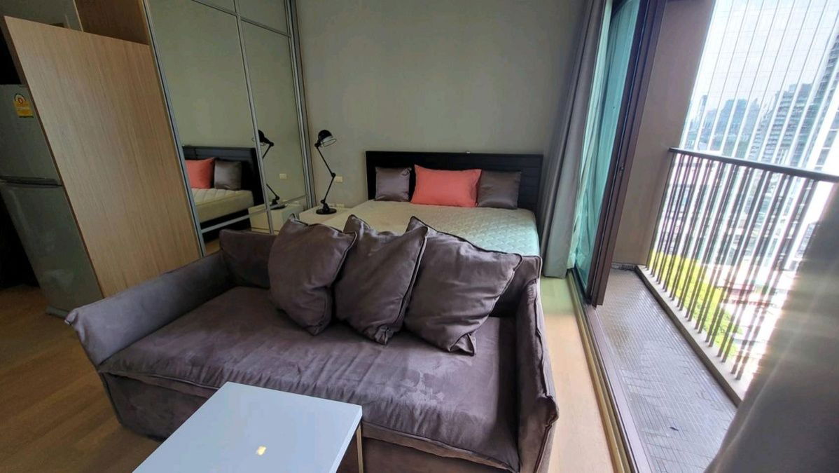 picture 💚💚 Noble Refine ✨See all available units in one post — Find the room that’s right for you! 📩 Message us on LINE: @theagentpro (don’t forget the @). - 7/9