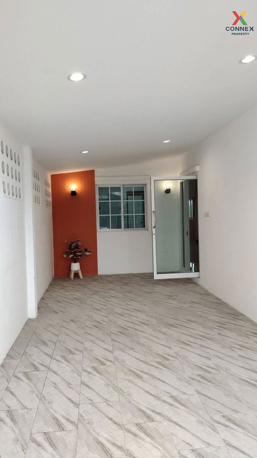 รูป ขายทาวน์เฮ้าส์/ทาวน์โฮม  บ้านธัญญาพร 1 รีโนเวทใหม่ ลำผักกูด ธัญบุรี ปทุมธานี CX-113391 ✅ ทักไลน์ @connexproperty ตอบทันที ทีมงานมืออาชีพ ✅  - รูปที่ 5/12