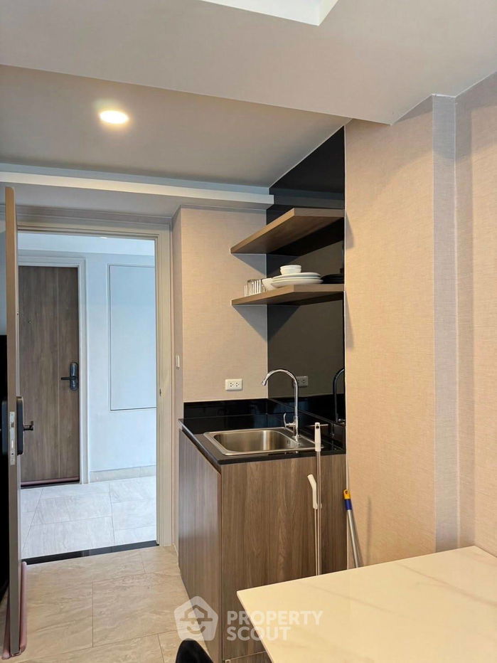 picture 1-BR Condo at Lloyd Soonvijai-Thonglor in Bang Kapi (ID 2350051) - 6/12