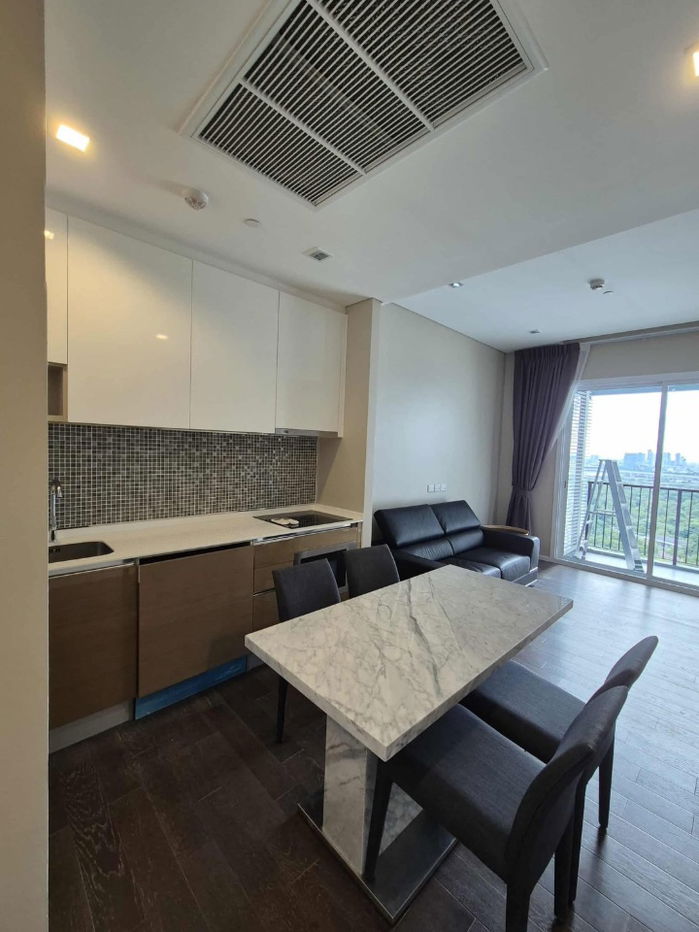picture The Saint                      Residences - 5/11