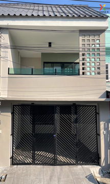 For Sale Townhouse/Townhome  , Rom Pho Village , newly renovated , BTS-Bang Na , Bang Na , Bang Na , Bangkok , CX-115739 ✅ Live chat with us ADD LINE @connexproperty ✅ 