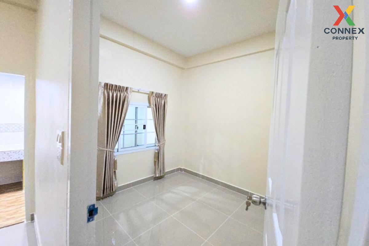 picture For Sale Townhouse/Townhome  , Baan Yu Charoen 1 , Bueng Yitho , Thanyaburi , Pathum Thani , CX-119509 ✅ Live chat with us ADD LINE @connexproperty ✅  - 4/12