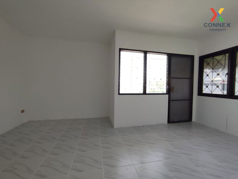 picture FOR SALE townhome , Baan Sucha , Duplex , nice view , MRT-Huai Khwang , Nong Khang Phlu , Nong Khaem , Bangkok , CX-02059 ✅ Live chat with us ADD LINE @connexproperty ✅ - 6/9