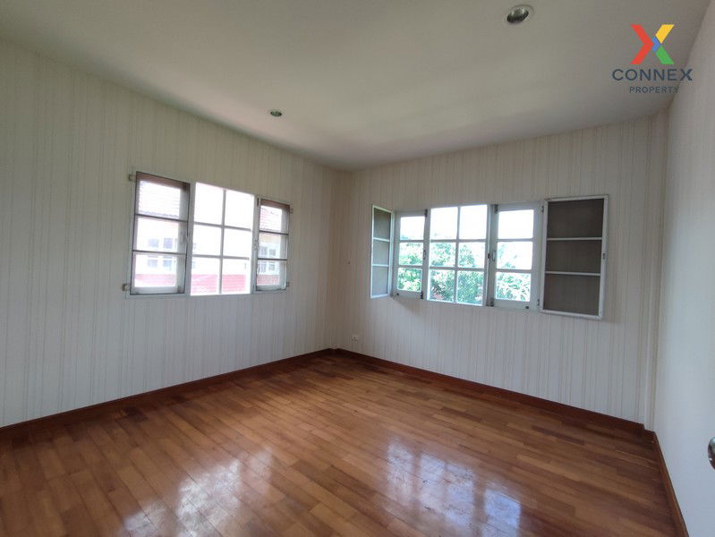 รูป ขาย บ้านเดี่ยว 100 ตรว. หมู่บ้าน กานดา คลาสสิค วิลล์ บางขุนเทียน กรุงเทพ CX-02055 ✅ ทักไลน์ @connexproperty ตอบทันที ทีมงานมืออาชีพ ✅ - รูปที่ 3/12