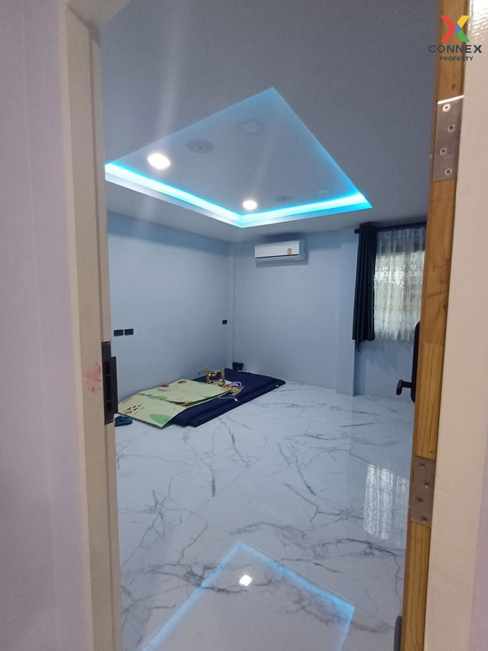 รูป เช่าบ้าน  บ้านฐานทอง รีโนเวทใหม่ ดอกไม้ เขต ประเวศ กรุงเทพ CX-125207 ✅ ทักไลน์ @connexproperty ตอบทันที ทีมงานมืออาชีพ ✅  - รูปที่ 9/12