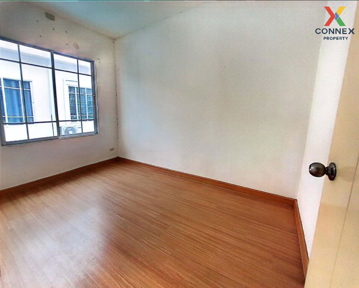 picture For Sale Townhouse/Townhome  , Preseo Plus One Amata Nakorn-Nong Tamlueng , Nong Tamlueng , Phan Thong , Chon Buri , CX-105468 ✅ Live chat with us ADD LINE @connexproperty ✅  - 10/10