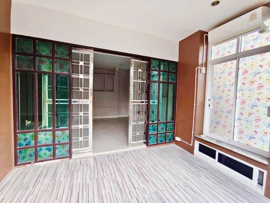 picture Urgent Sale: 2-Storey Detached House at Panasun Private Homes, Hathairat Soi 37 | Spacious Family Home on 101 sq.w. of Land - 8/22