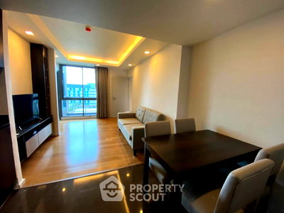 Condos for sale : 2-BR Condo In Focus Ploenchit, 400m To BTS Nana, 8th Floor (ID 496952)