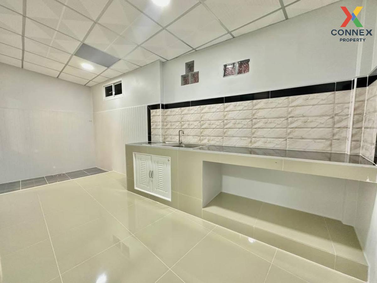 picture For Sale Townhouse/Townhome  , Baan Piyawararom 1 , newly renovated , Bang Bua Thong , Bang Bua Thong , Nonthaburi , CX-118919 ✅ Live chat with us ADD LINE @connexproperty ✅  - 10/12