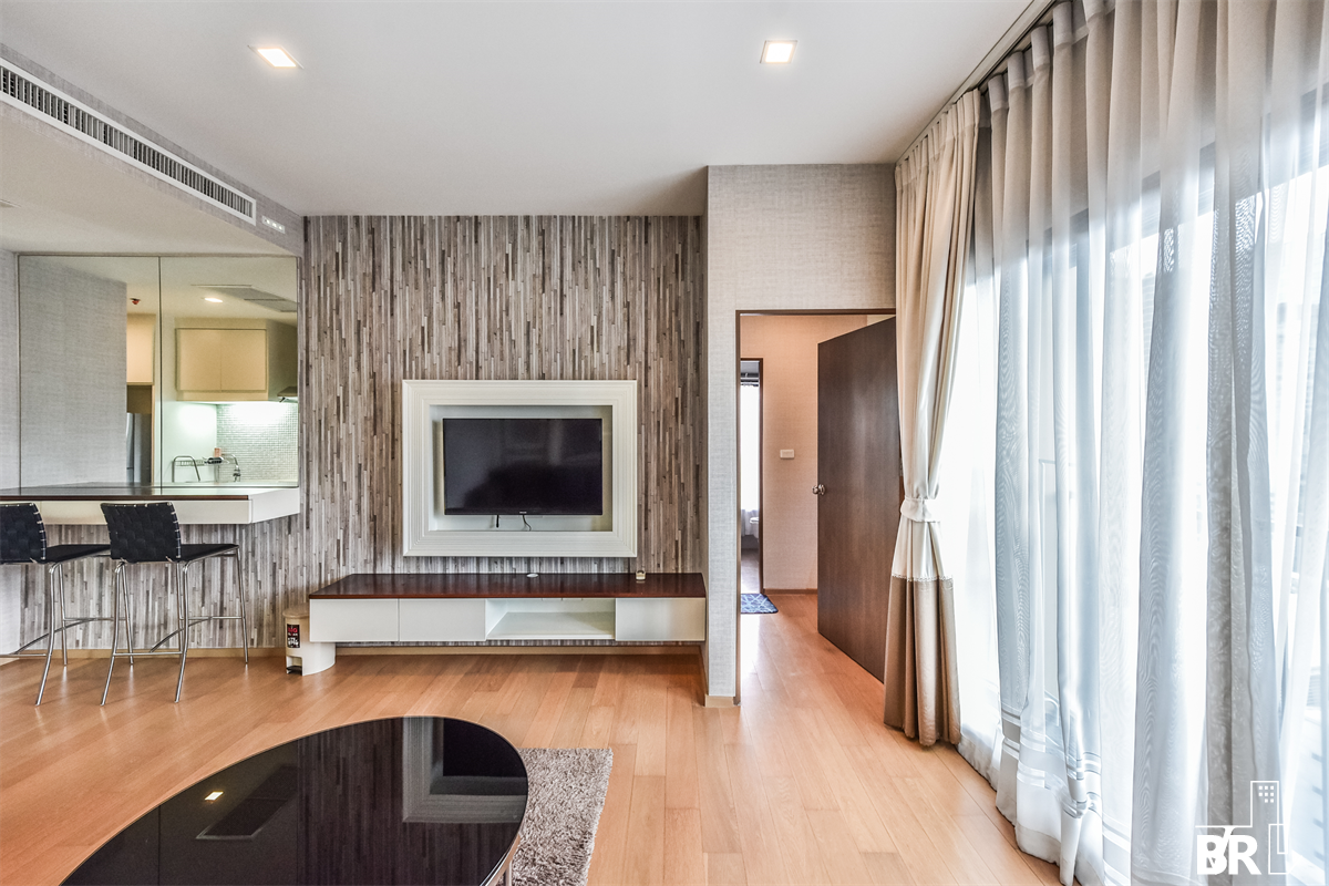 picture Great Price, Prime Location, Dont Miss Out!! Noble Revent near Airport Rail Link Phaya Thai Station - 4/10
