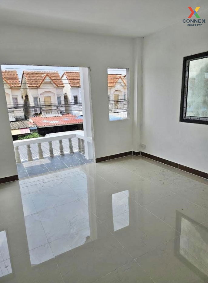 picture For Sale Townhouse/Townhome  , Amornsup , Krathum Rai , Nong Chok , Bangkok , CX-118110 ✅ Live chat with us ADD LINE @connexproperty ✅  - 5/7