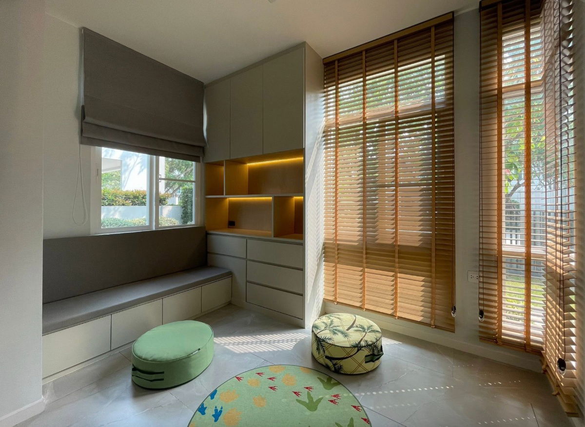 picture 4beds5bath Available now! 222sqm 2stories / 3parking. Line id: @pfagent - 4/17