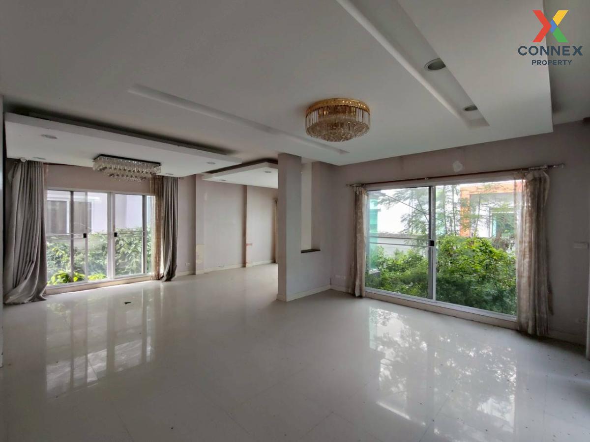 รูป ขายบ้าน บางกอก บูเลอวาร์ด ปิ่นเกล้า-เพชรเกษม หน้ากว้าง กระทุ่มล้ม สามพราน นครปฐม CX-92531 ✅ ทักไลน์ @connexproperty ตอบทันที ทีมงานมืออาชีพ ✅ - รูปที่ 6/12