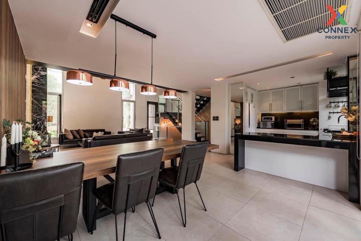 picture For Rent Townhouse/Townhome  , The Lofts Sathorn , MRT-Khlong Toei , Chong Nonsi , Yannawa , Bangkok , CX-105506 ✅ Live chat with us ADD LINE @connexproperty ✅  - 7/10