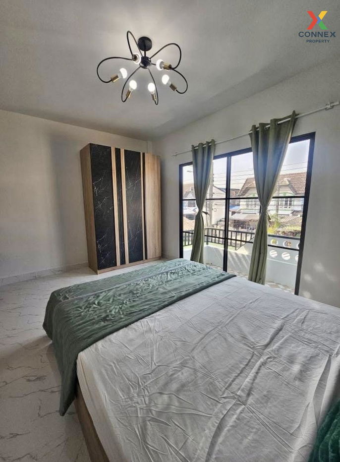 picture For Sale Townhouse/Townhome  , Baan Manawadee , Bang Khu Rat , Bang Bua Thong , Nonthaburi , CX-115950 ✅ Live chat with us ADD LINE @connexproperty ✅  - 3/12