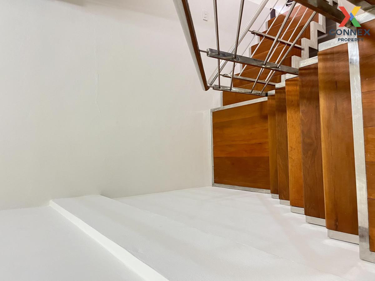 รูป ขายทาวน์เฮ้าส์/ทาวน์โฮม ซื่อตรงทาวน์โฮม บางบัวทอง เฟส 1-3 รีโนเวทใหม่ ละหาร บางบัวทอง นนทบุรี CX-111960 ✅ ทักไลน์ @connexproperty ตอบทันที ทีมงานมืออาชีพ ✅ - รูปที่ 1/12