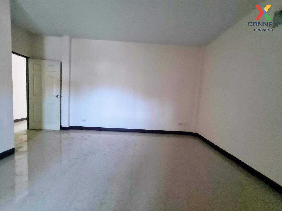 รูป ขายบ้าน  บ้านบุญถาวร 4 หน้ากว้าง เนินพระ เมืองระยอง ระยอง CX-101848 ✅ ทักไลน์ @connexproperty ตอบทันที ทีมงานมืออาชีพ ✅  - รูปที่ 4/12