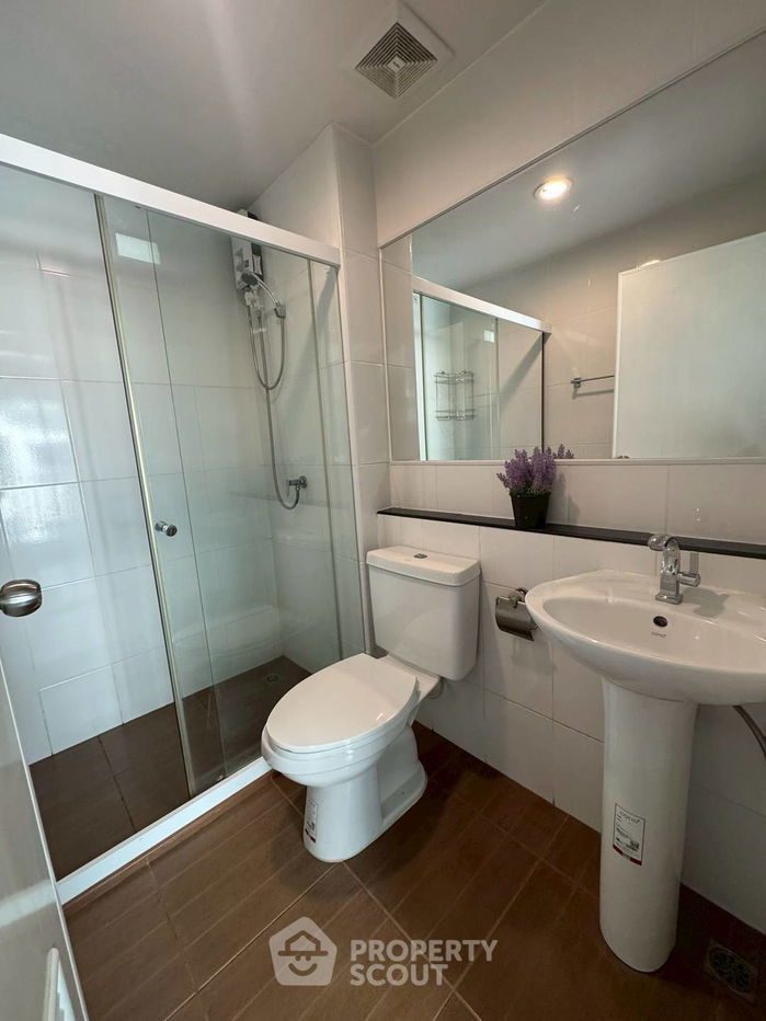 รูป คอนโด 1-ห้องนอน ที่ รีเจ้นท์โฮม สุขุมวิท 81 ใกล้ BTS อ่อนนุช (ID 2127130) - รูปที่ 7/8