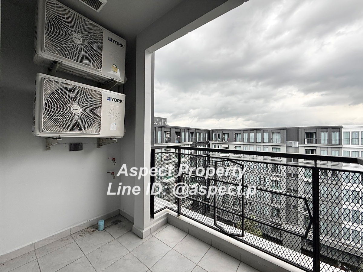 picture Chamonix condo 1 bed 10,000  Bath - 10/17