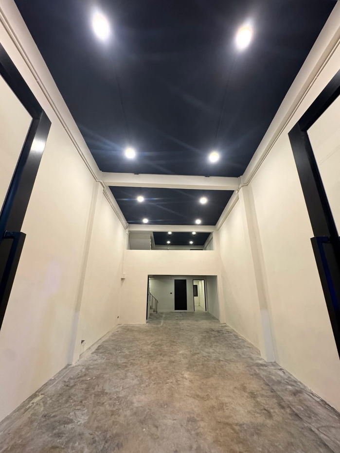 picture For rent, for lease, commercial building, Sukhumvit, BTS Punnawithi, cheap price, interested, Line: @951qfbfi - 1/11