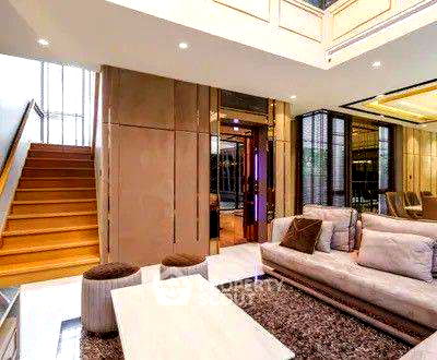 Houses for rent Suan Luang : 4-BR House at The Urban Reserve Rama 9-Motorway near ARL Hua Mak (ID 2317521)