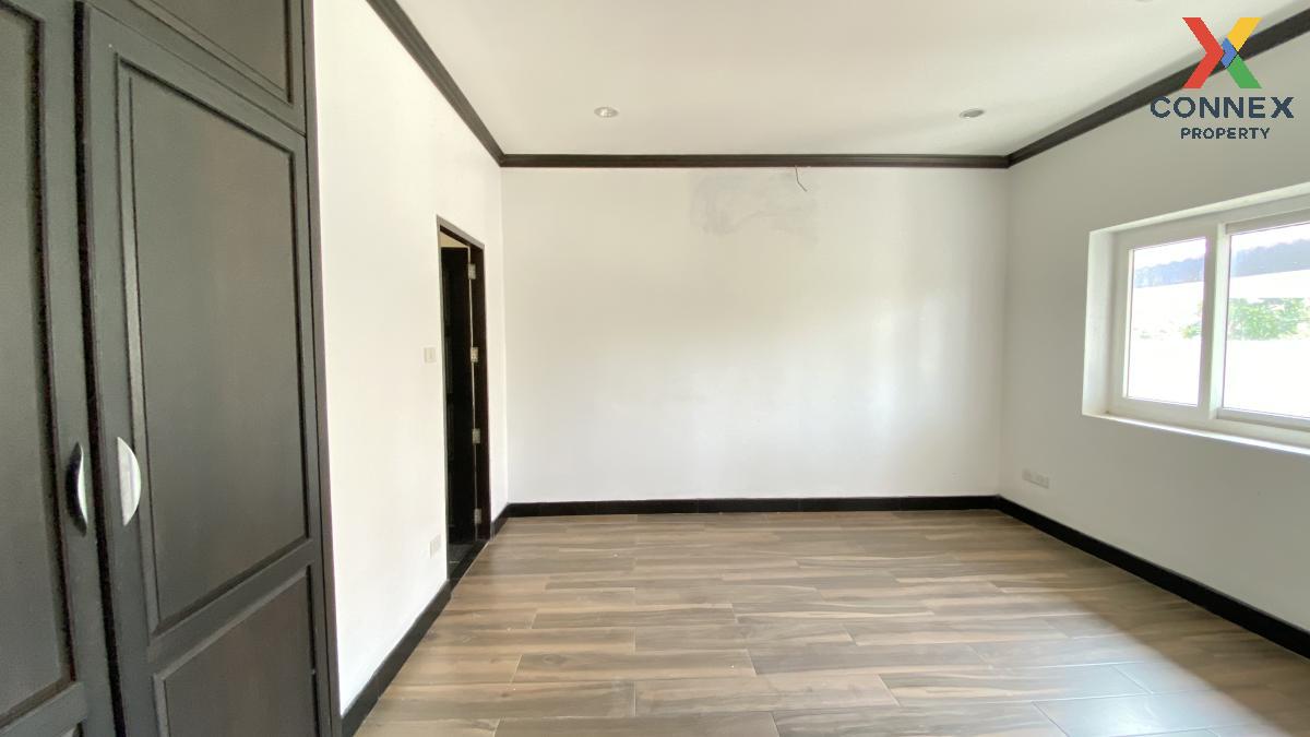 picture For Sale House , Golf Village , Nong Kae , Hua Hin , Prachuap Khiri Khan , CX-98197 ✅ Live chat with us ADD LINE @connexproperty ✅  - 3/12