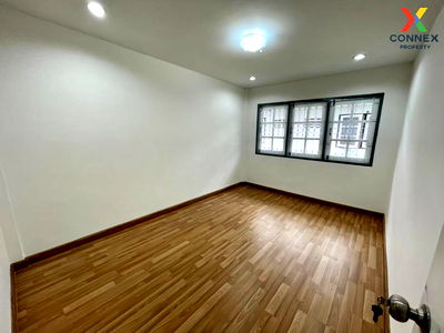 Townhouses for sale Lotus's go fresh Pruksa Village 3 : For Sale Townhouse/Townhome  , Por. Pasuk Nives , newly renovated , MRT-Khong Bang Phai , Phimonrat , Bang Bua Thong , Nonthaburi , CX-117866 ✅ Live chat with us ADD LINE @connexproperty ✅ 