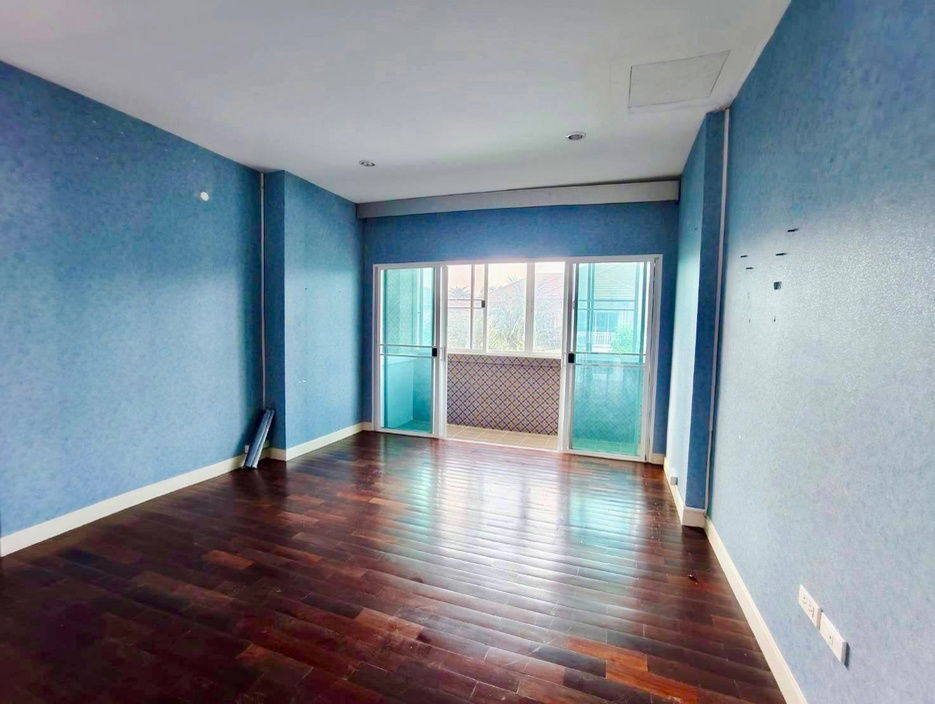 picture Urgent Sale: 2-Storey Detached House at Panasun Private Homes, Hathairat Soi 37 | Spacious Family Home on 101 sq.w. of Land - 13/22