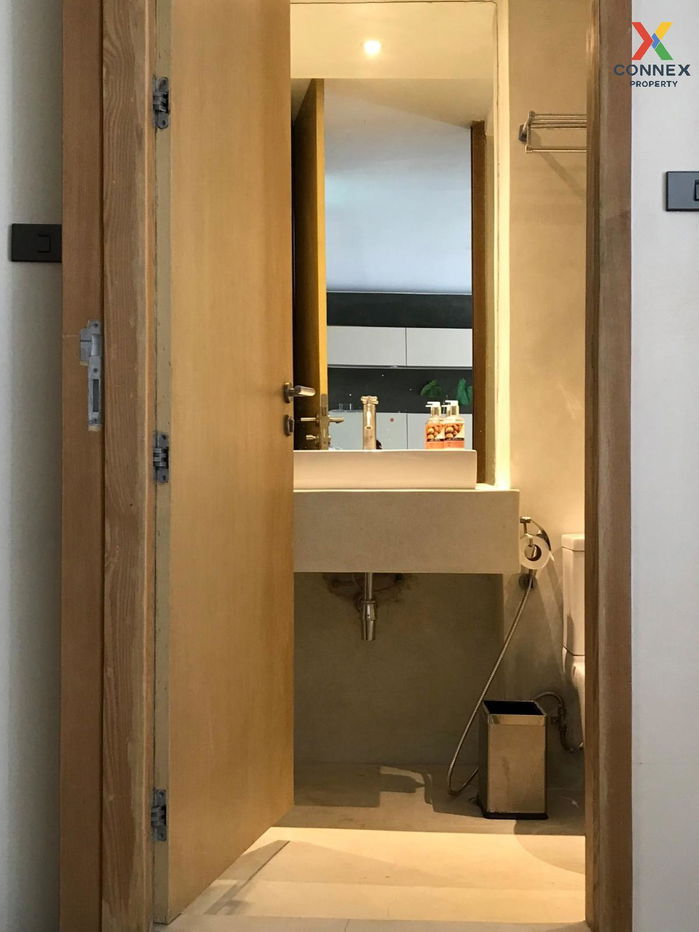 picture For Rent Condo , The Royal Place 2 , BTS-Ratchadamri , Lumpini , Pathum Wan , Bangkok , CX-84341 ✅ Live chat with us ADD LINE @connexproperty ✅  - 2/11