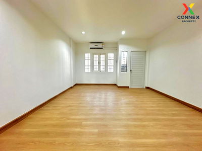 Townhouses for sale Prasert Manukit Road : For Sale Townhouse/Townhome  , Sinthanee 1 Nawamin 93 , Nawamin , Bung Kum , Bangkok , CX-110745 ✅ Live chat with us ADD LINE @connexproperty ✅ 