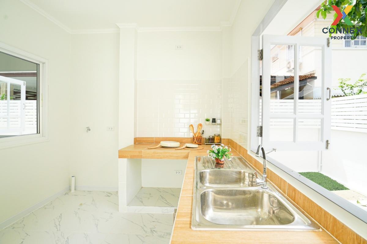 รูป ขายบ้าน  บ้านเฟื่องสุข 2 หน้ากว้าง รีโนเวทใหม่ ลำโพ บางบัวทอง นนทบุรี CX-100773 ✅ ทักไลน์ @connexproperty ตอบทันที ทีมงานมืออาชีพ ✅ - รูปที่ 4/12