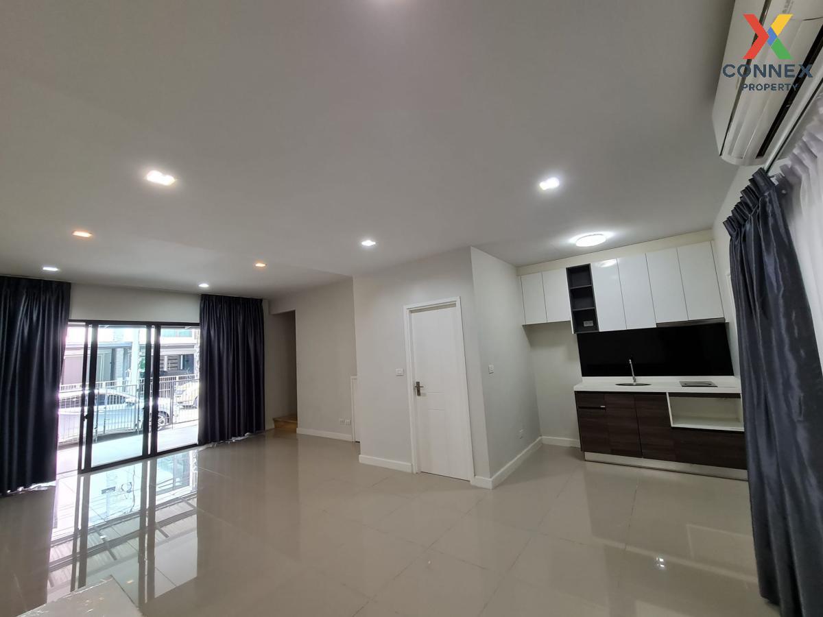 picture For Rent Townhouse/Townhome , PLEX BANGNA , Bang Kaeo , Bang Phli , Samut Prakarn , CX-103466 ✅ Live chat with us ADD LINE @connexproperty ✅ - 12/12