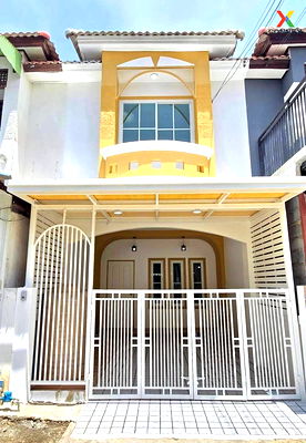 ขายทาวน์โฮม : ขายทาวน์เฮ้าส์/ทาวน์โฮม  บ้านปิยวรารมย์ 3 รีโนเวทใหม่ ไทรน้อย ไทรน้อย นนทบุรี CX-110509 ✅ ทักไลน์ @connexproperty ตอบทันที ทีมงานมืออาชีพ ✅