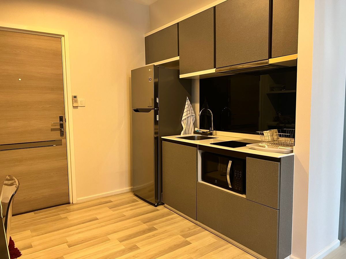 picture WS4980 [For rent] The Key Sathorn-Charoen Rat 📍 BTS Surasak 💰 Rent only 25,000 baht/month - 2/8