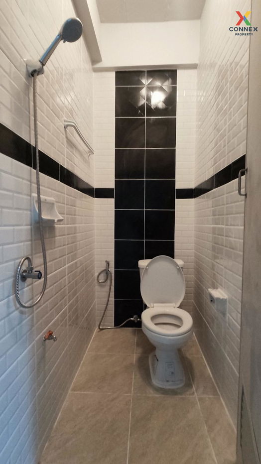 รูป ขายทาวน์เฮ้าส์/ทาวน์โฮม บ้านรินทร์ทอง รีโนเวทใหม่ ลำลูกกา ลำลูกกา ปทุมธานี CX-116724 ✅ ทักไลน์ @connexproperty ตอบทันที ทีมงานมืออาชีพ ✅ - รูปที่ 10/12