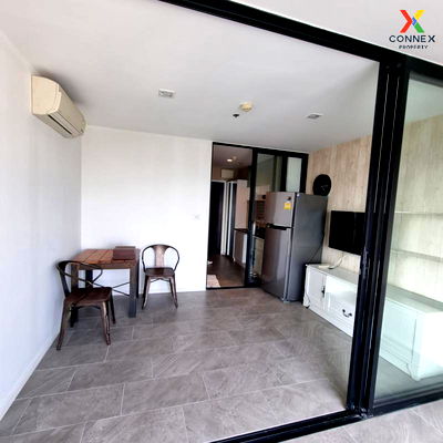 Condos for rent BTS Samrong : FOR RENT condo , KnightsBridge Bearing , BTS-Bearing , Samrong Nuea , Don Mueang , Samut Prakarn , CX-78012 ✅ Live chat with us ADD LINE @connexproperty ✅ 