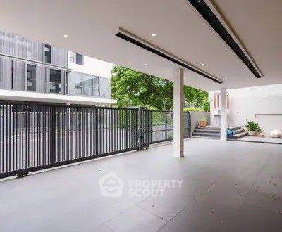 picture 4-BR House at The Urban Reserve Rama 9-Motorway near ARL Hua Mak (ID 2317521) - 4/47
