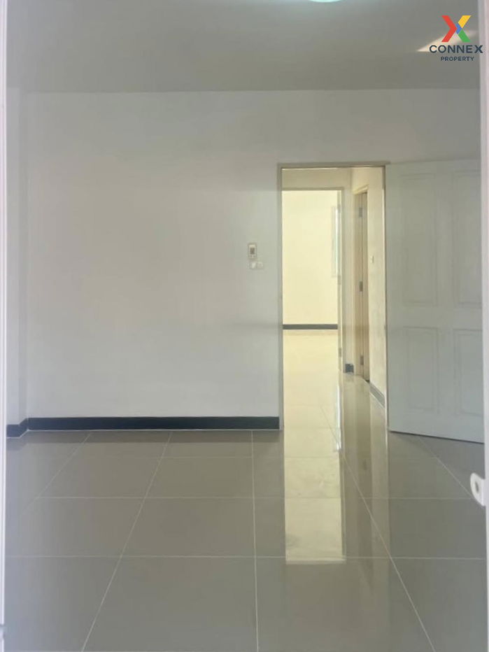 picture For Sale Townhouse/Townhome  , Buraphan Garden Ville , Krathum Rai , Nong Chok , Bangkok , CX-120130 ✅ Live chat with us ADD LINE @connexproperty ✅  - 2/12