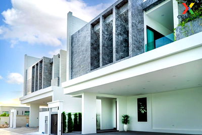 Houses for sale : For Sale House , Thamber Private Pool Villa , Huai Yai , Bang Lamung , Chon Buri , CX-130560 ✅ Live chat with us ADD LINE @connexproperty ✅